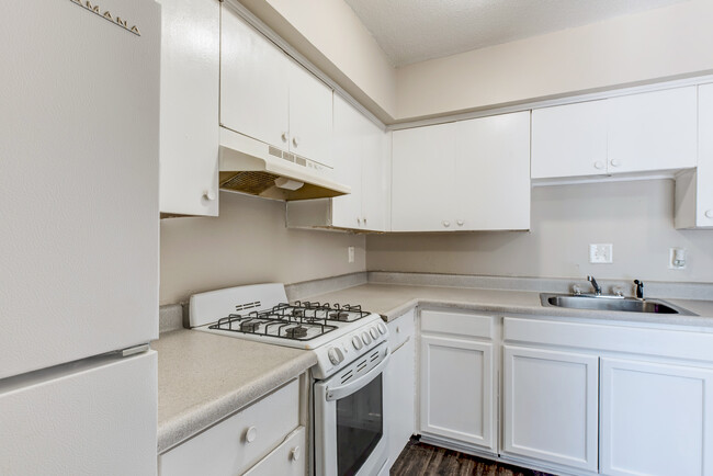 Cherry Creek -FREE month!