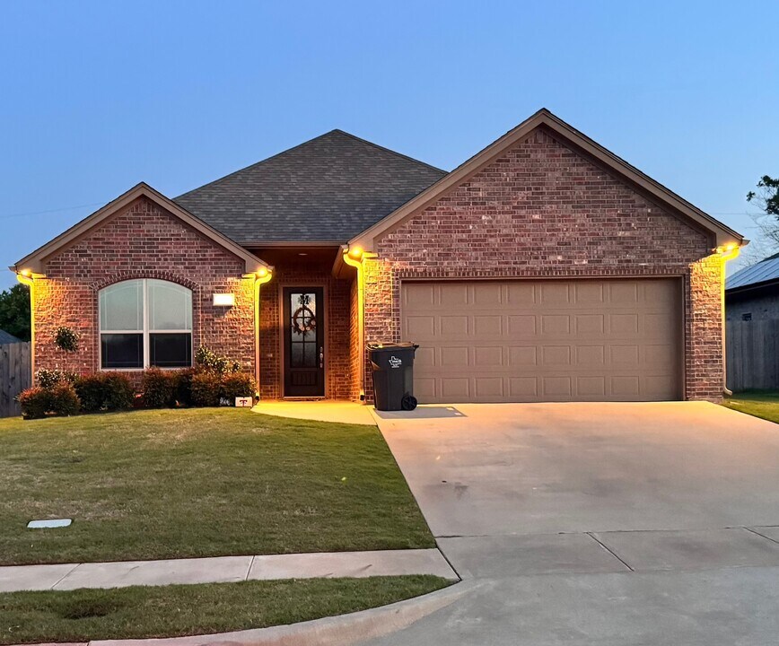 4632 Sabota Ave in Wichita Falls, TX - Building Photo
