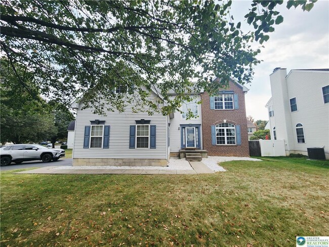 236 Lenape Trail in Allentown, PA - Building Photo - Building Photo