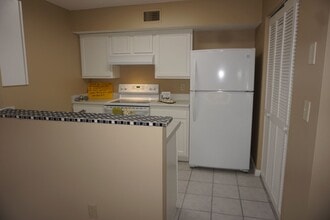 8349 Pineverde Ln in Jacksonville, FL - Building Photo - Building Photo