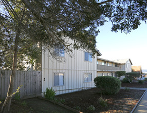 1280 Hilby Ave in Seaside, CA - Building Photo - Building Photo