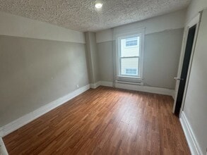 385 Lutz St in Moncton, NB - Building Photo - Building Photo