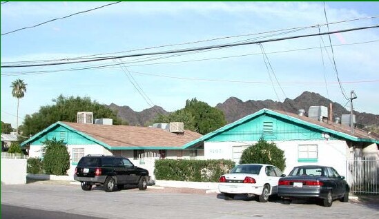 9107 N 12th St in Phoenix, AZ - Building Photo