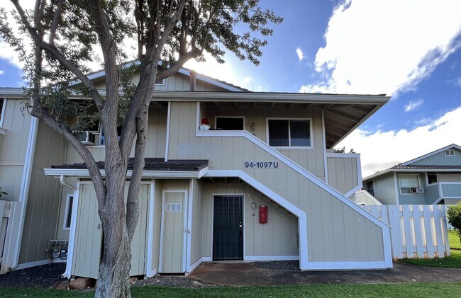property at 94-1097-1097 Paawalu St