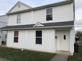 280 Pearl St in Lynchburg, OH - Building Photo