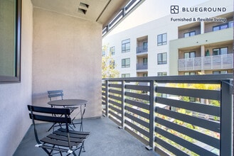 1800 Lacassie Ave-Unit -FL3-ID1003 in Walnut Creek, CA - Foto de edificio - Building Photo