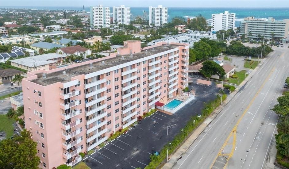 3201 NE 14th Street Causeway, Unit 101 in Pompano Beach, FL - Building Photo
