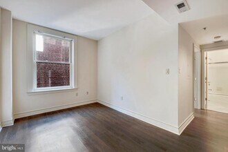 202 S 17th St in Philadelphia, PA - Building Photo - Building Photo