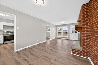 9475 Yorktown Dr in St. Louis, MO - Building Photo - Building Photo