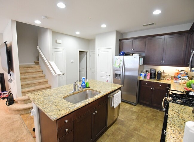 property at 1795 Saltaire Pl