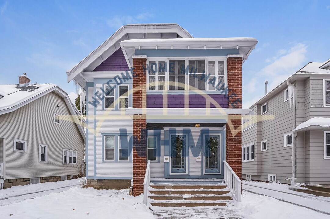 2017 N 57th St in Milwaukee, WI - Building Photo