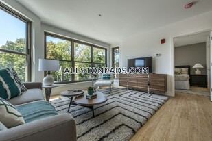 40 Malvern St in Boston, MA - Building Photo