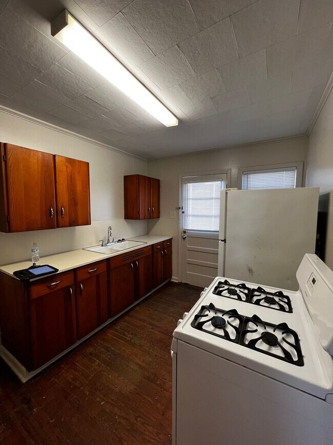 118 St Michael St-Unit -118 1/2 in Lafayette, LA - Foto de edificio - Building Photo