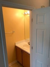 2235 Lake Ridge Dr in Glendale Heights, IL - Building Photo - Building Photo