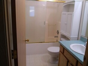 247 NW Clay Ct in Pullman, WA - Building Photo - Building Photo