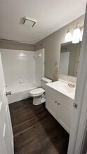 23700 W Warren Ave in Dearborn Heights, MI - Building Photo - Building Photo