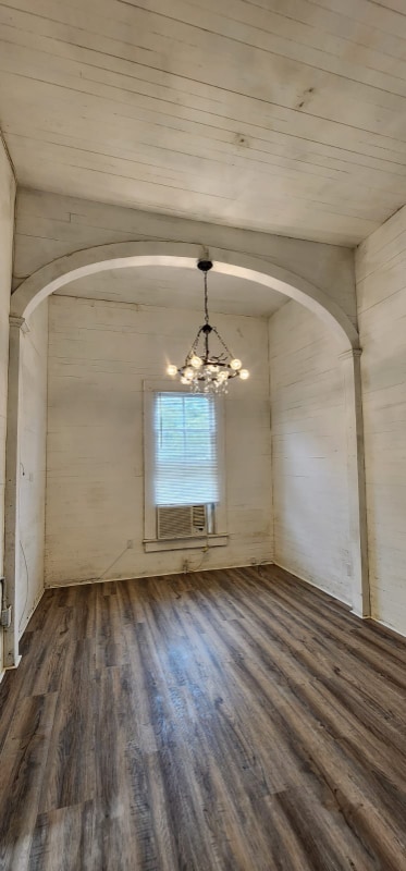 605 N 4th St in Orange, TX - Building Photo - Building Photo