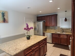 713 S Meade Ave in Fullerton, CA - Building Photo - Building Photo