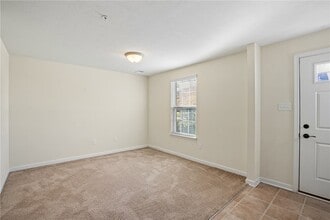 1966 Georgetown Dr in Sewickley, PA - Building Photo - Building Photo