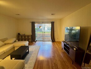 51 Deer Ct Dr in Middletown, NY - Building Photo - Building Photo