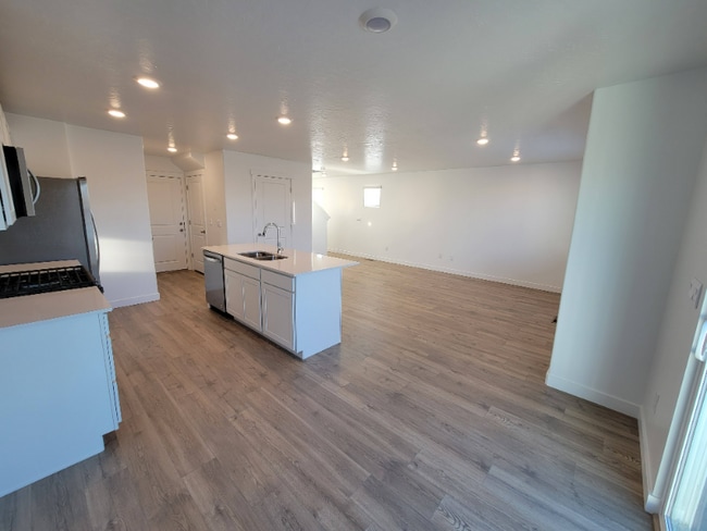 property at 866 Lubber Ln