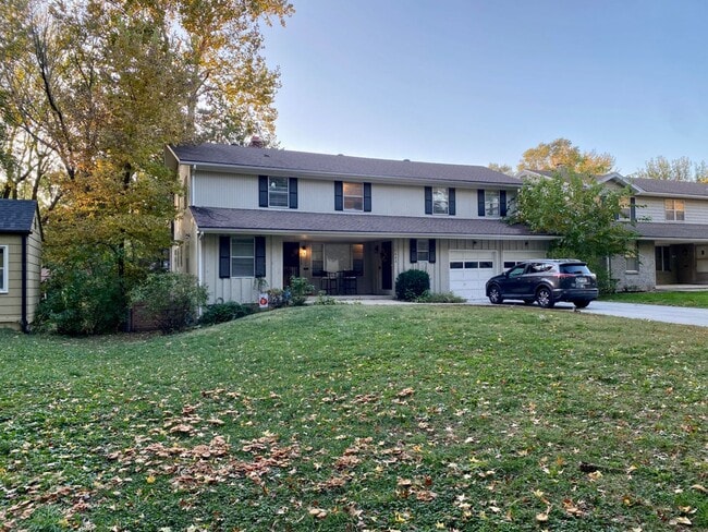 property at 7622-7624 Main St