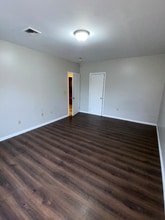 12-20-20 Rockville St in Hartford, CT - Building Photo - Building Photo