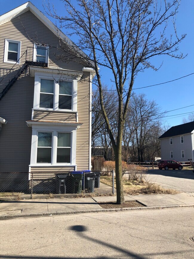 16 Tuxedo Ave Rentals in Providence, RI