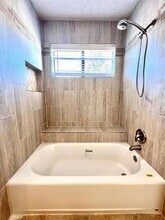 409 Kirkwood Dr in Lewisville, TX - Building Photo - Building Photo