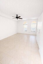 181 Waterford Dr in Jupiter, FL - Building Photo - Building Photo