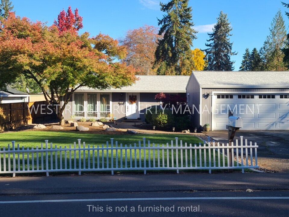 5650 SW 141st Ave in Beaverton, OR - Building Photo