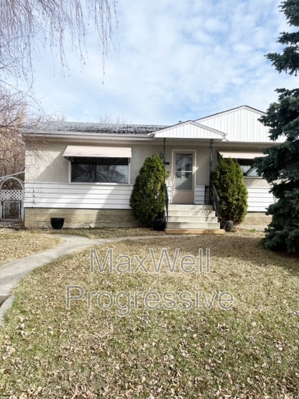 9140-9174 74 Ave NW in Edmonton, AB - Building Photo - Building Photo