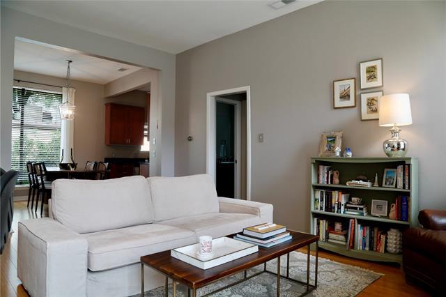 4031 Holland Ave in Dallas, TX - Building Photo