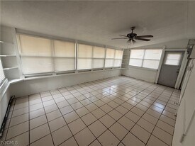 21422 Kenyon Ave in Port Charlotte, FL - Building Photo
