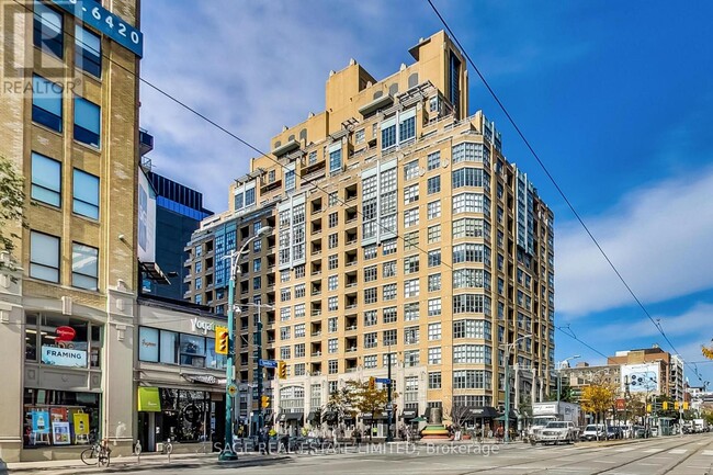 438-438 Richmond St W