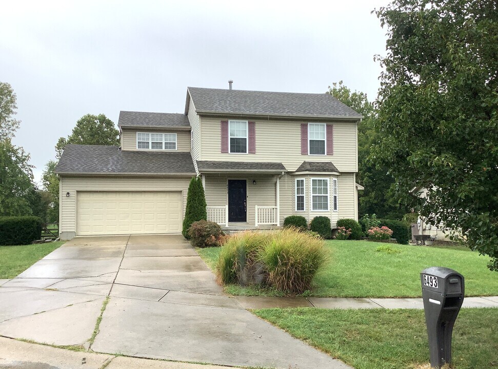 6493 Lorinda Dr in Fairfield, OH - Building Photo