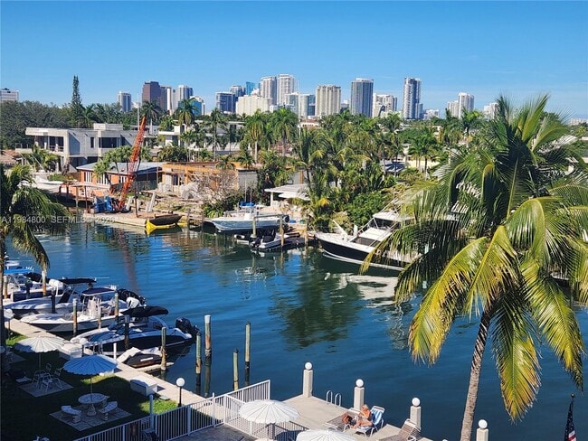 property at 1731 SE 15th St