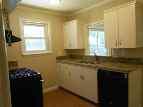 606 Crane Dr in Euless, TX - Building Photo - Building Photo