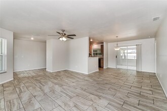 3428 SE 8th Pl in Cape Coral, FL - Building Photo - Building Photo