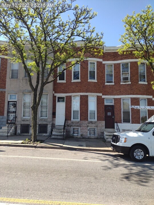 1907 W Mulberry St in Baltimore, MD - Foto de edificio