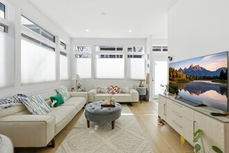 6 Richardson St in Cambridge, MA - Building Photo - Building Photo