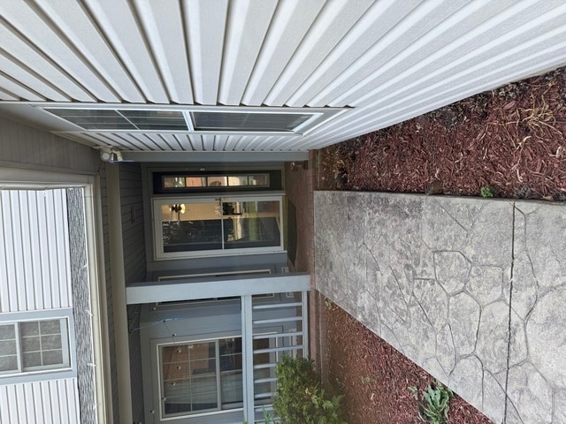 property at 1820 Shetland Rd
