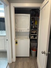 245 Bussey St, Unit 304 in Dedham, MA - Foto de edificio - Building Photo