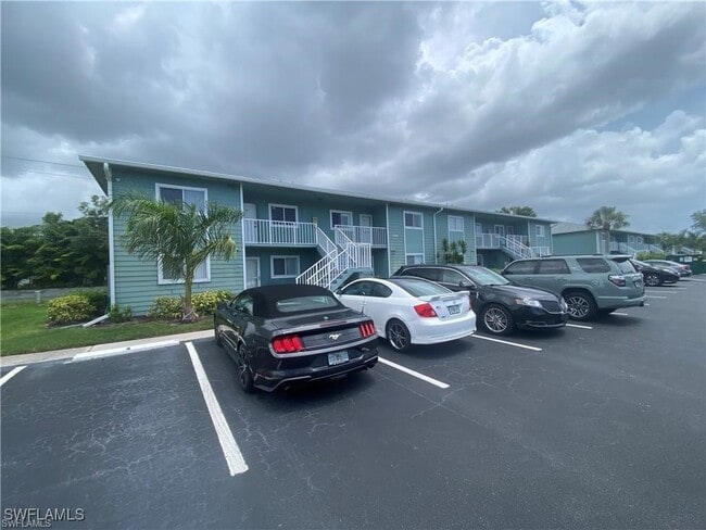 property at 146 Cypress Way E