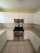 2198 NW 171st Terrace in Pembroke Pines, FL - Building Photo - Building Photo