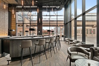 164 N Ada St in Chicago, IL - Building Photo - Building Photo