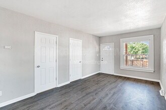 4768 Vine St in Denver, CO - Foto de edificio - Building Photo