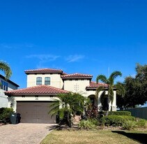 6104 Champions Row St in Bradenton, FL - Building Photo