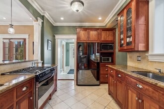 935 S Pennsylvania St in Denver, CO - Foto de edificio - Building Photo