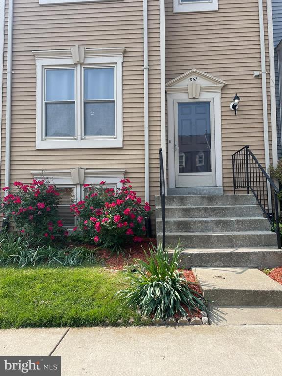 857 Flagler Dr in Gaithersburg, MD - Building Photo - Building Photo
